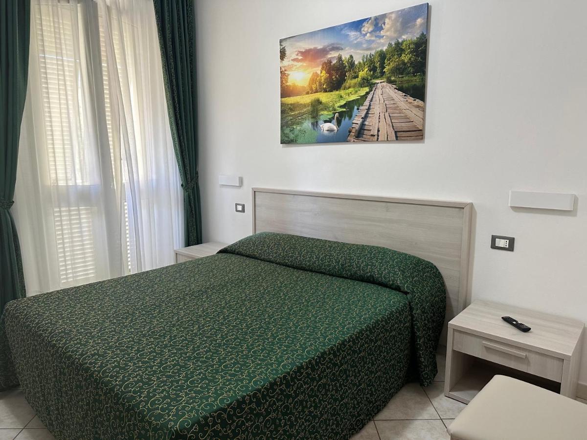 Hotel Barbarossa ปอร์โตอัซซูร์โร ภายนอก รูปภาพ